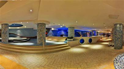 استخر هتل هما شیراز استخر هتل هما شیراز